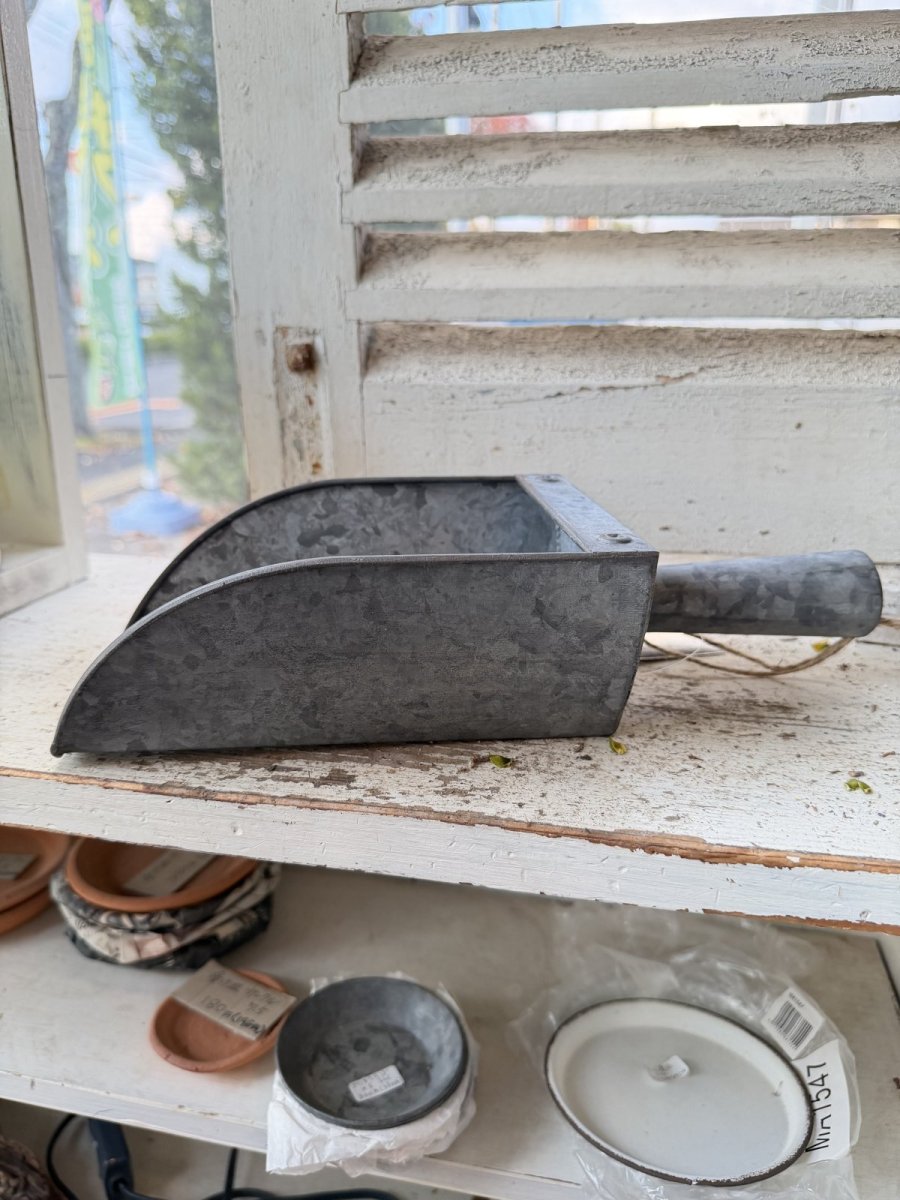 画像2: ブリキスコップ (2)